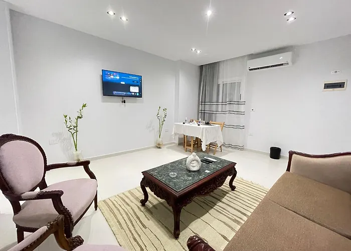 Sheraton Road Sherry Street Near Marina 3*