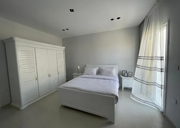 Sheraton Road Sherry Street Near Marina 3* Hurghada