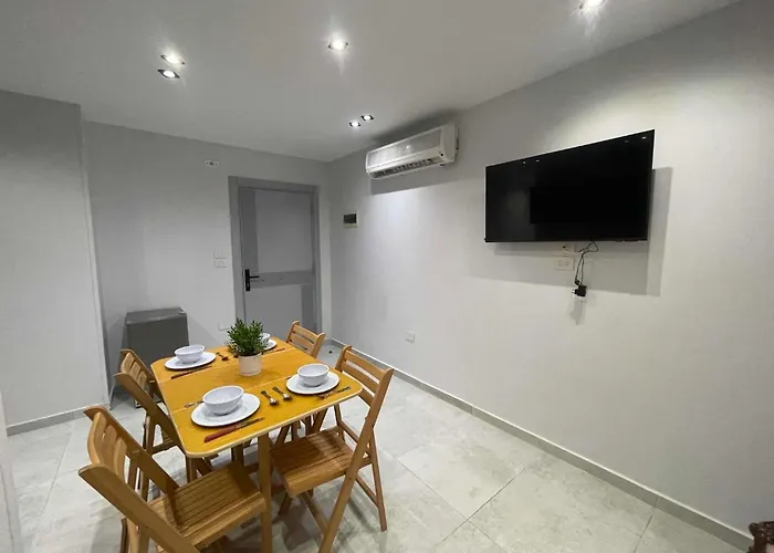 Apartahotel Sheraton Road Sherry Street Near Marina 3*